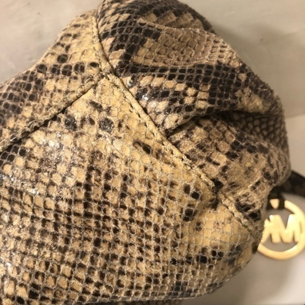 Michael kors python embossed leather messenger bag - image 8